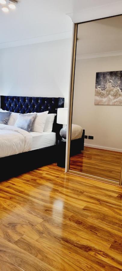 Double King Suite, Canary Wharf Waterfront Londra Exterior foto